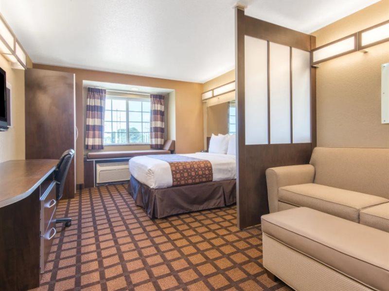Microtel Inn And Suites Montgomery Exteriör bild