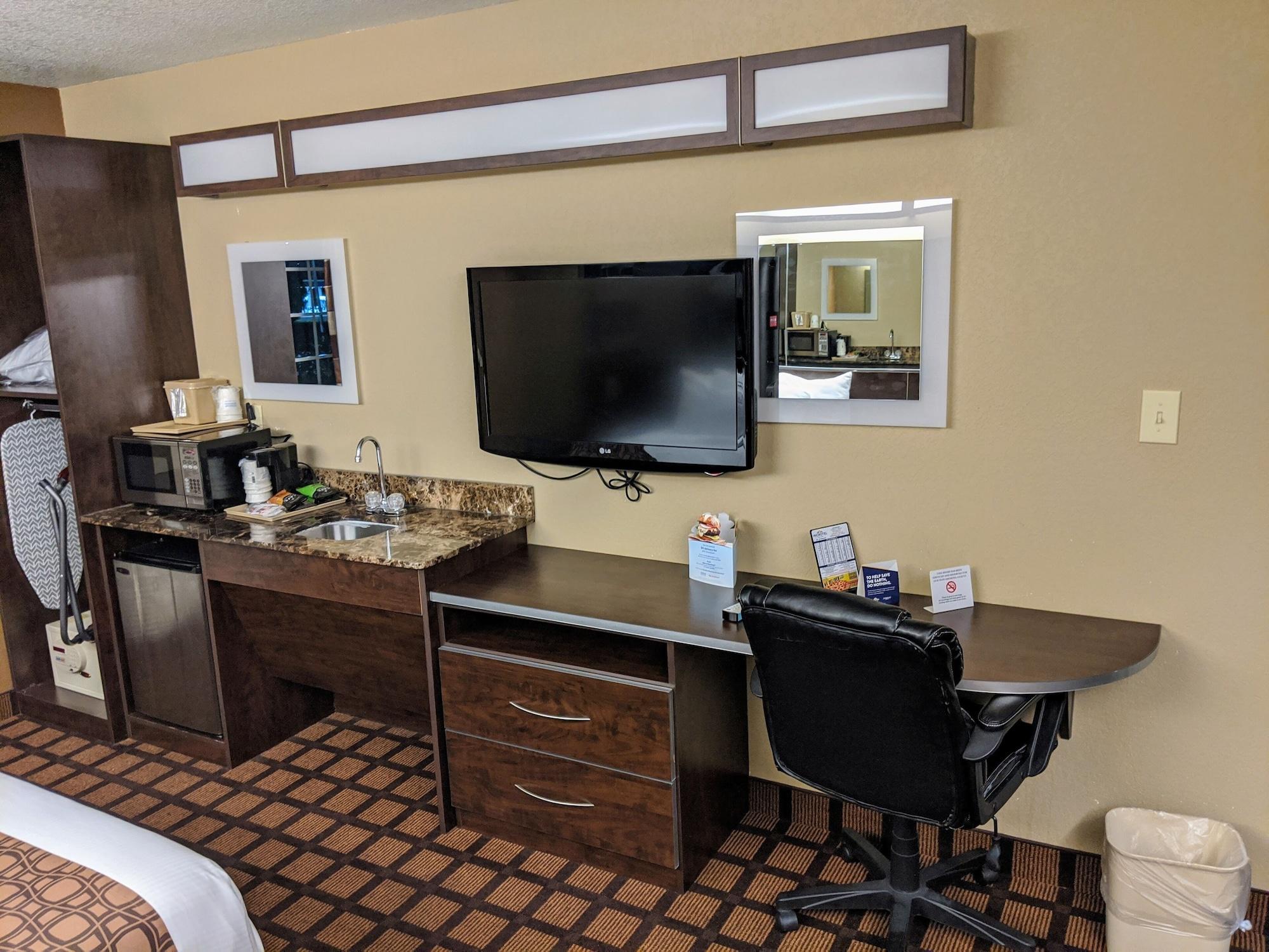 Microtel Inn And Suites Montgomery Exteriör bild